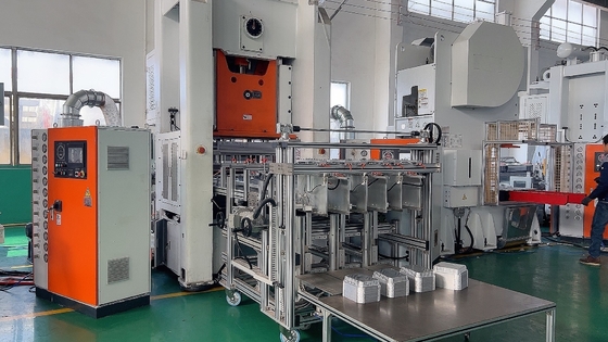 kupować Maszyna do produkcji pojemników z folii aluminiowej 26KW z wymiarami płyt do żywności 1220 × 900 mm online manufacture