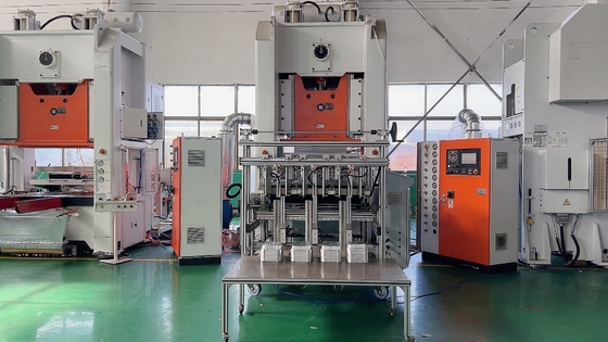 kupować Linia produkcyjna 3Fase 800KN Food Grade Packing Container Box Aluminium Foil Container online manufacture