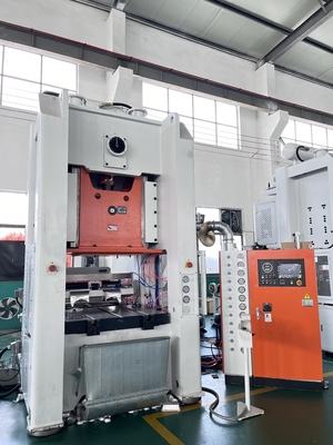 kupować 12000 sztuk na godzinę Pojemność produkcyjna Pojemnik folii aluminiowej 35-70 uderzeń / min Prędkość pracy dla szybkiej produkcji online manufacture