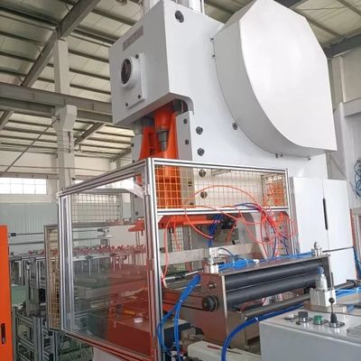 kupować T63 Folia aluminiowa Jednorazowe pojemniki żywnościowe Maszyna Recykling prostokątny Catering w liniach lotniczych online manufacture