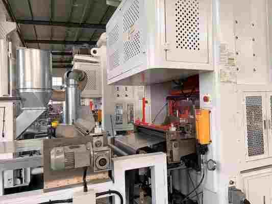 kupować LK-T63 Automatyczna maszyna do produkcji jednorazowej folii aluminiowej H22 online manufacture