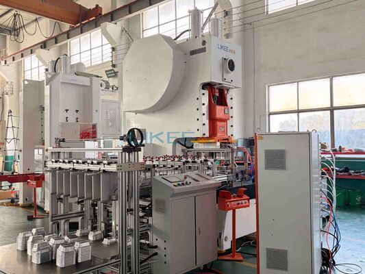 kupować Całkowicie automatyczna maszyna do tworzenia pojemników z folii aluminiowej z prędkością 35-70 uderzeń/min i C-Frame Hydraulic Press produkcja online