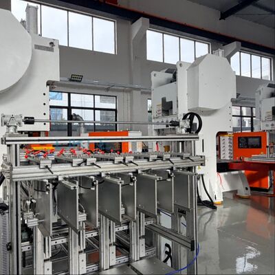 kupować Maszyna do zbiornika folii aluminiowej w pełni automatyczna, duża prędkość 35-70 uderzeń/min produkcja online