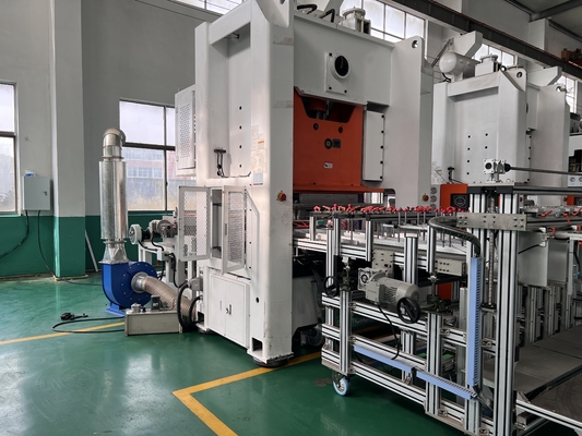 Automatyczna 26KW moc Aluminium Foil Cup Making Machine Elektryczne sterowane