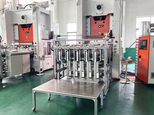 12000 szt./godz. Maszyna do produkcji aluminiowych pojemników 26KW Maszyna do produkcji pojemników z folii aluminiowej