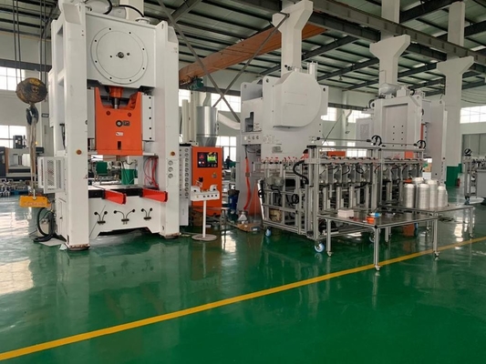 Maszyna do produkcji jednorazowych aluminiowych pojemników na żywność 35-68 uderzeń na minutę