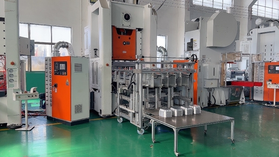 LIKEE Maszyna do produkcji pojemników z folii aluminiowej Automatyczny układacz Maszyna do produkcji folii srebrnej