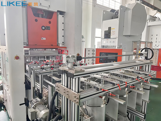 80TON Ciśnienie Całkowicie automatyczne Aluminiowe folie pojemnik Maszyna do wytwarzania PLC sterowane