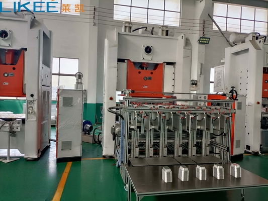 130Ton 5~6 Ways W pełni automatyczny Aluminium Foil Container Making Machine