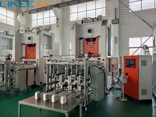 Całkowicie automatyczna linia produkcyjna pojemników z folii aluminiowej o pojemności 12000 sztuk na godzinę z długą żywotnością