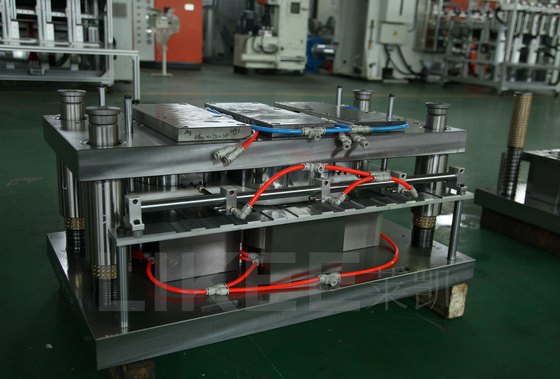 Forma do pojemników z folii aluminiowej do linii produkcyjnej pojemników z folii aluminiowej