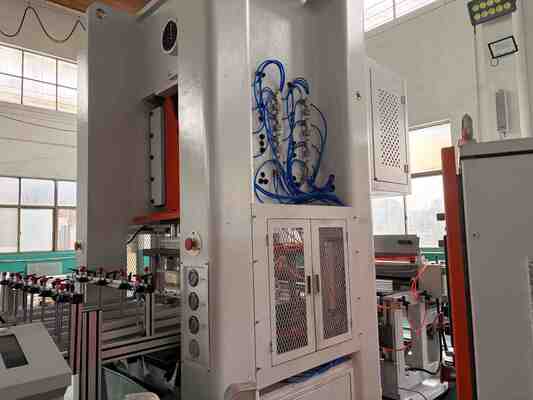 LK-T80 Aluminiowa maszyna z szybką zmianą formy w mniej niż 20 minut, 12000 sztuk na godzinę i wysokiej precyzji konstrukcji stalowej