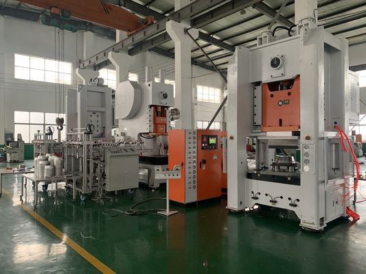 LK-T80 Pojemnik na żywność, wykrawanie folii aluminiowej, automatyczna maszyna do produkcji, silnik Siemens