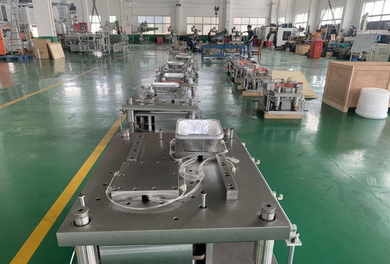 Stalowe 4 otwory Aluminium Foil Container Mould Wysoka wydajność